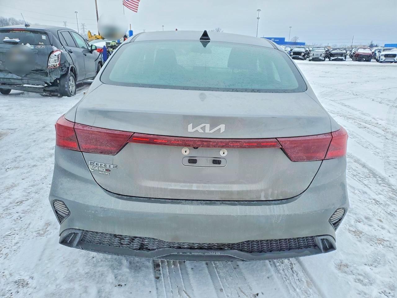 2023 KIA Forte lx
