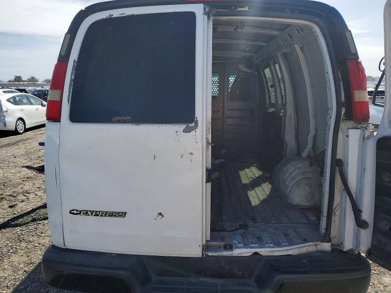 2010 Chev Rolet Express 2500 Cargo Delivery Van