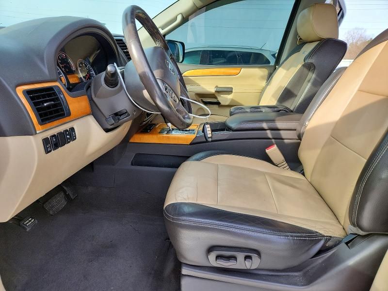 2014 Nissan Armada sv