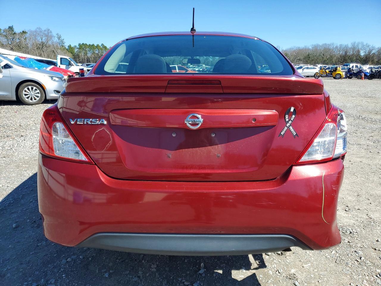 2017 Nissan Versa s