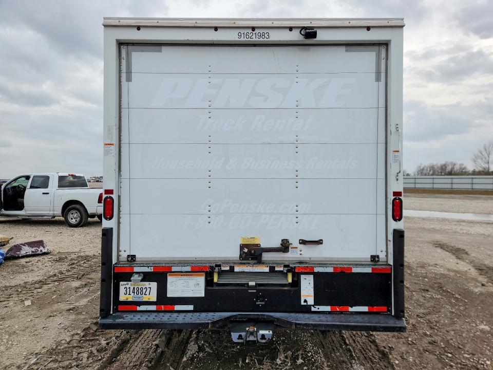 2022 Ford E350 BOX Truck