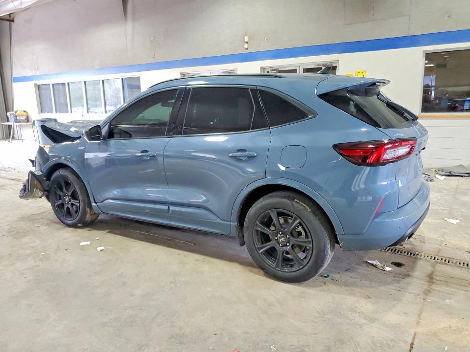 2024 Ford Escape st Line