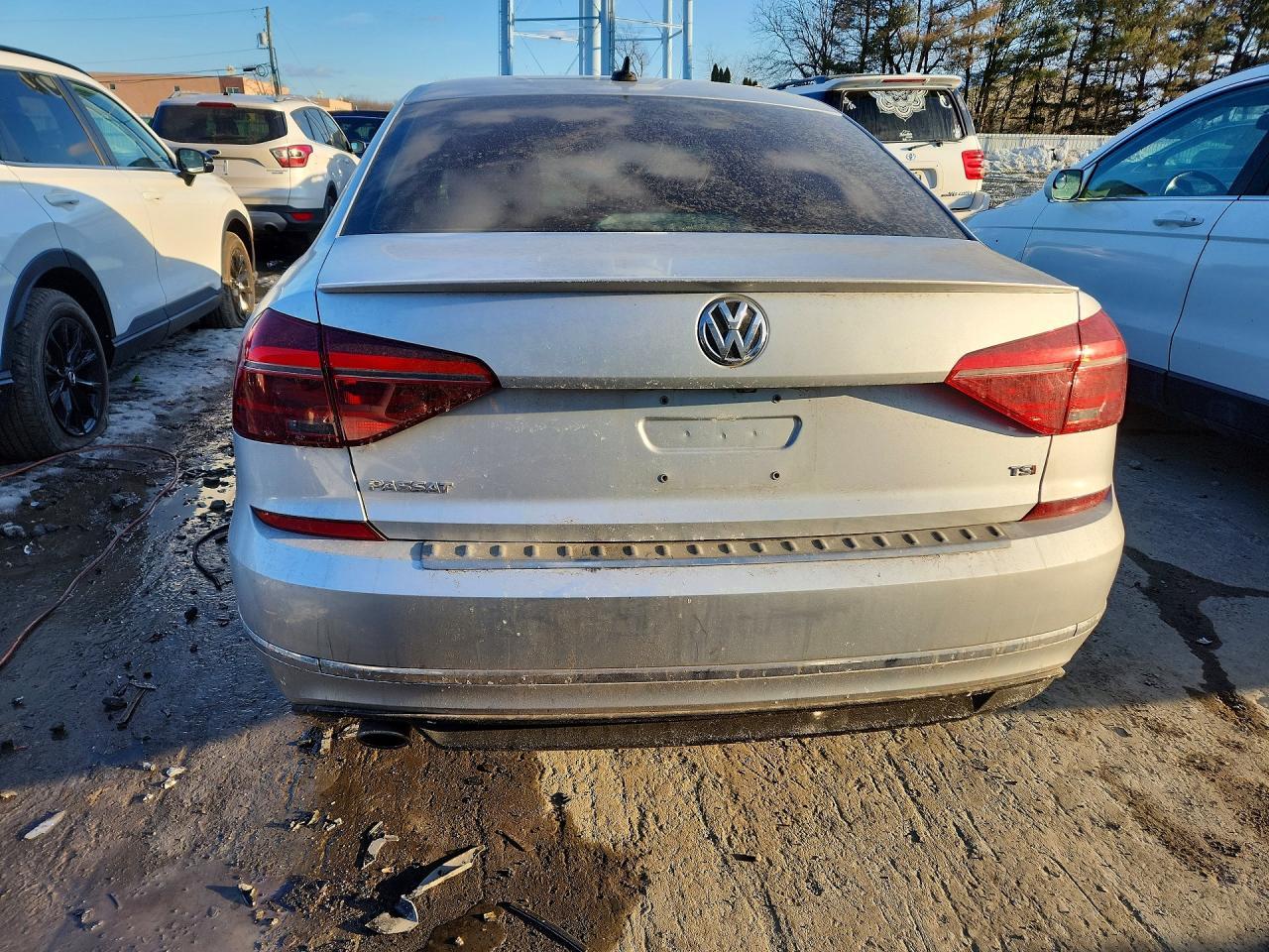 2018 Volkswagen Passat s