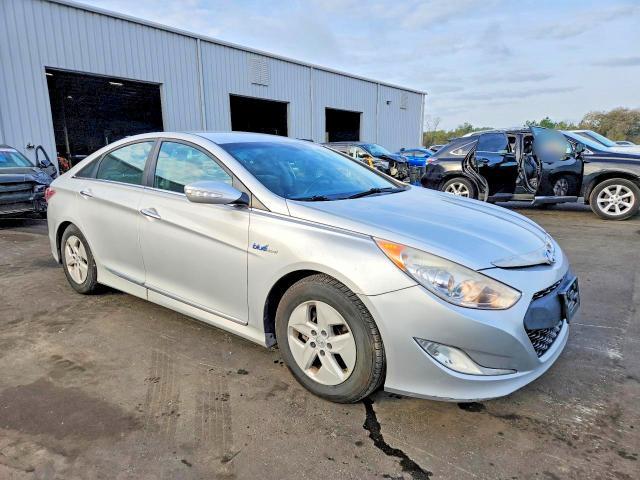2012 Hyundai Sonata Hybrid Base