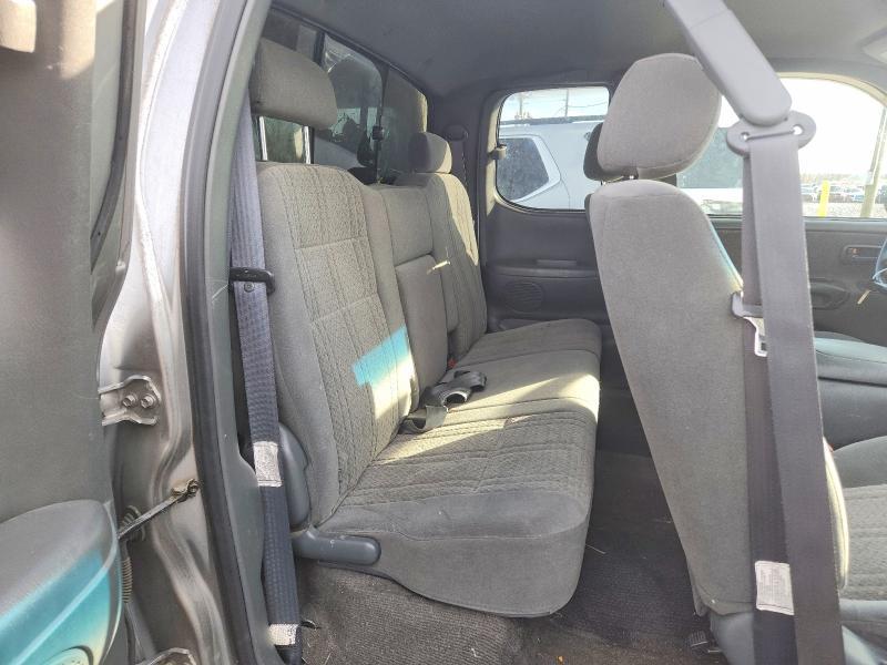 2004 Toyota Tundra SR5