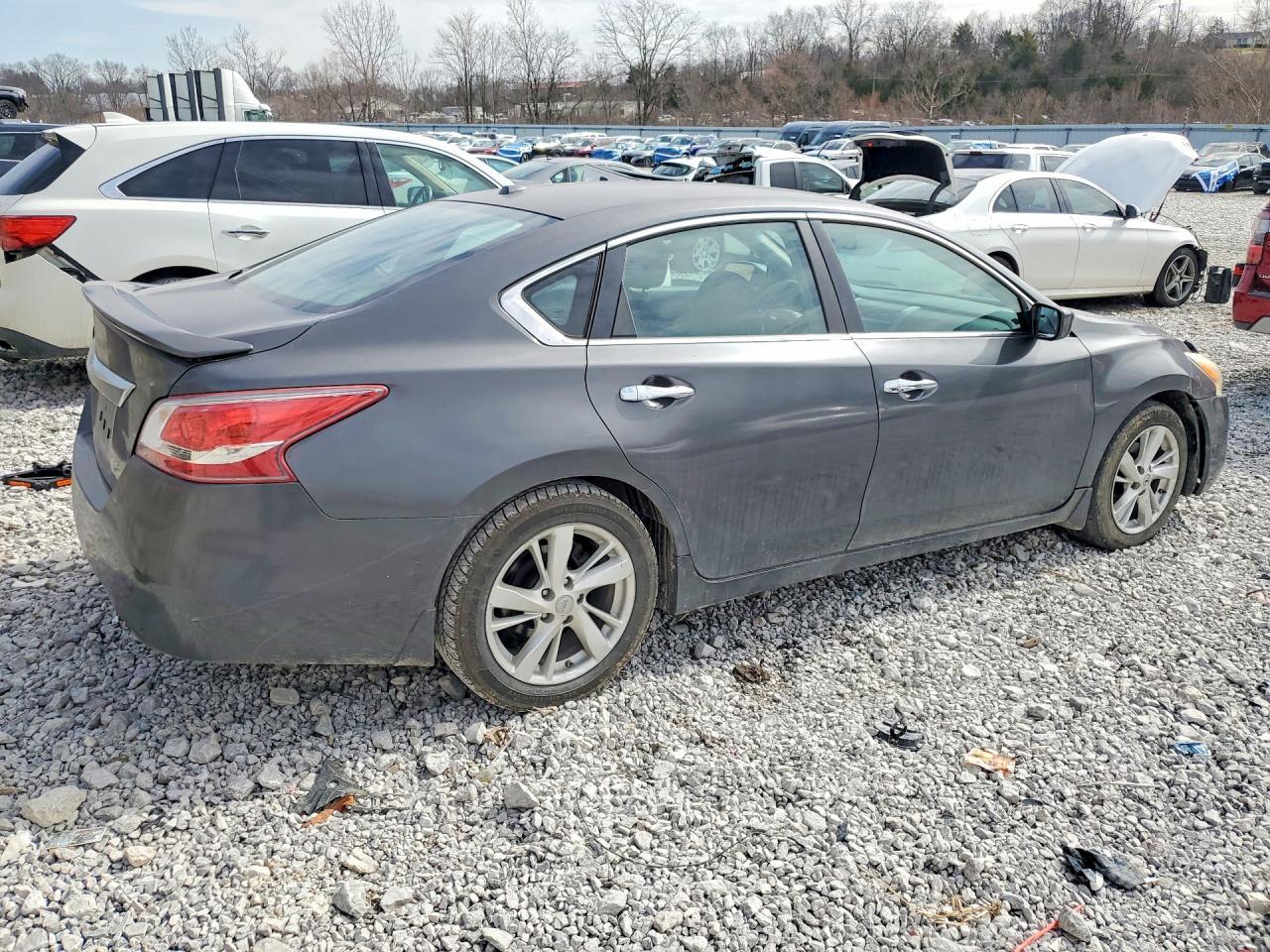 2013 Niss Altima 2.5 s