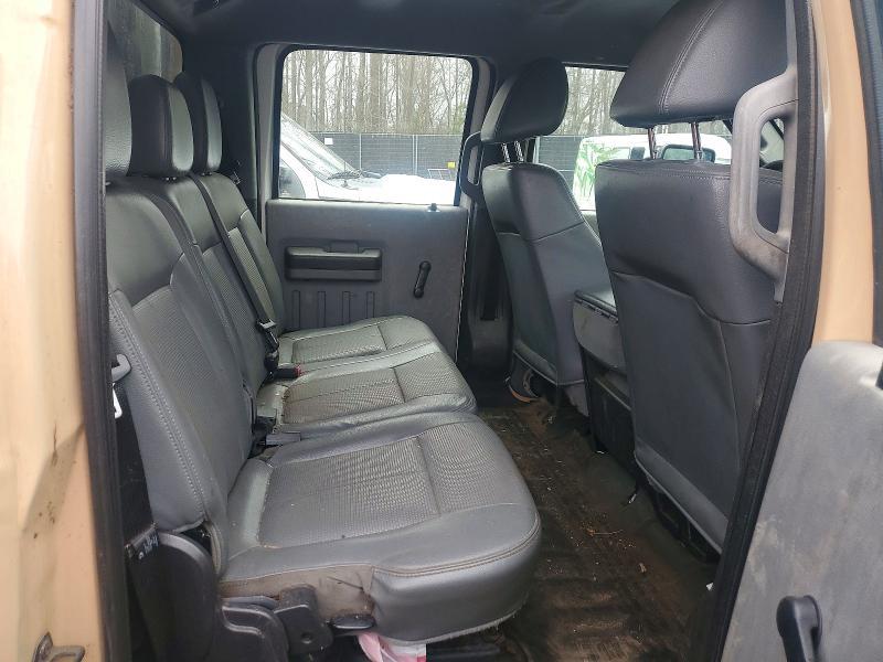 2014 Ford F450 Super Duty Flatbed Truck