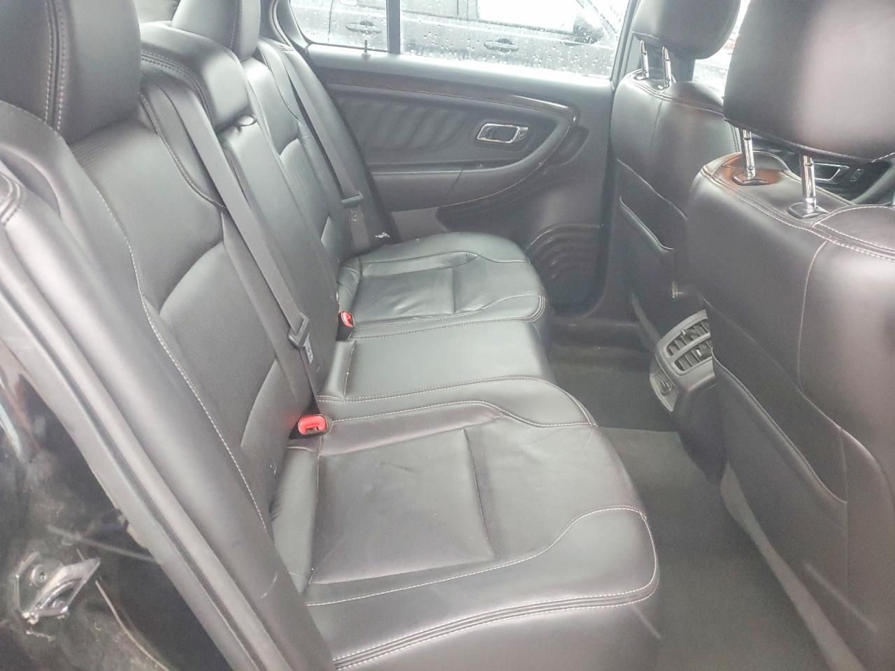 2015 Ford Taurus Limited