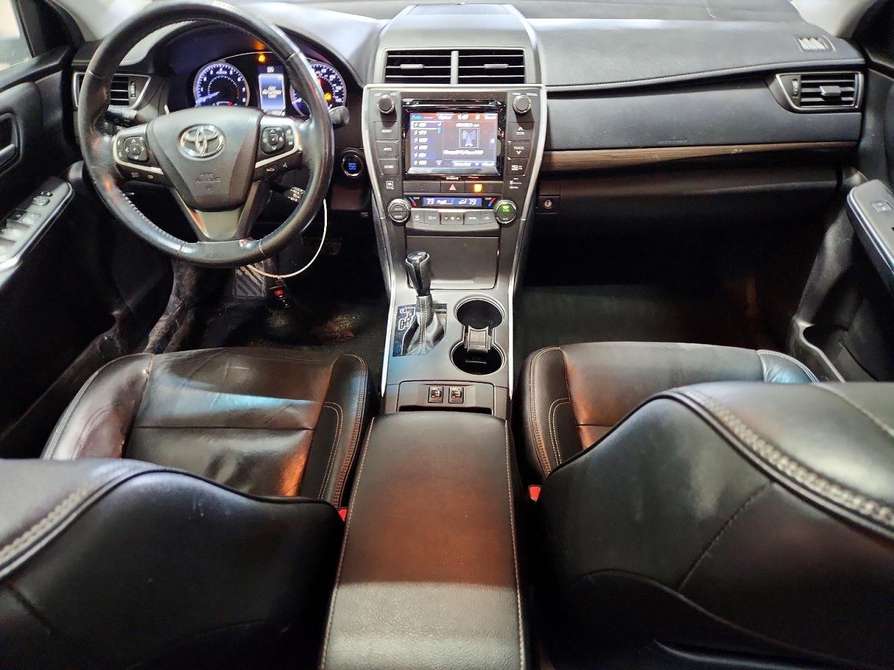 2016 Toyota Camry xle