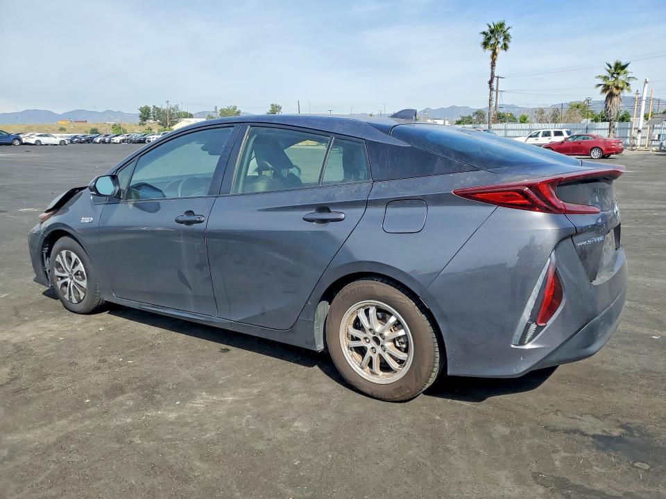 2022 Toyota Prius Prime le