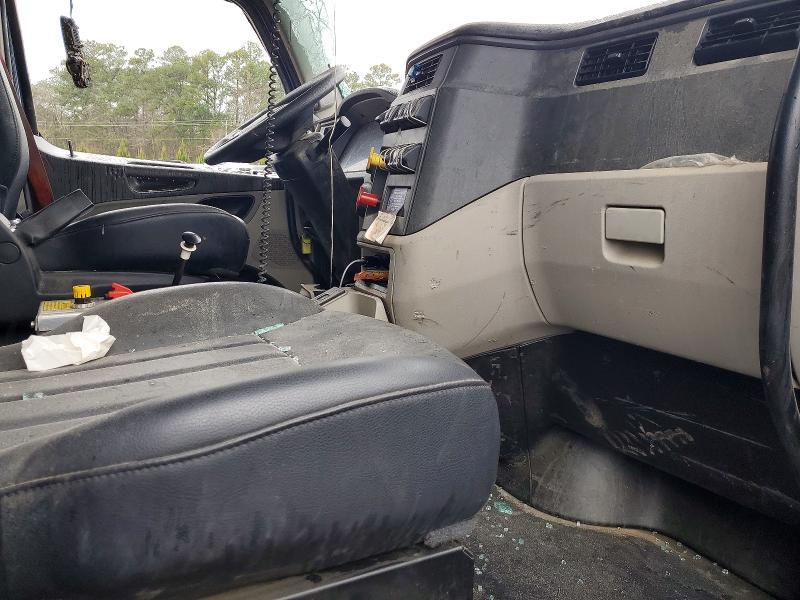 2024 Peterbilt 567 Dump Truck