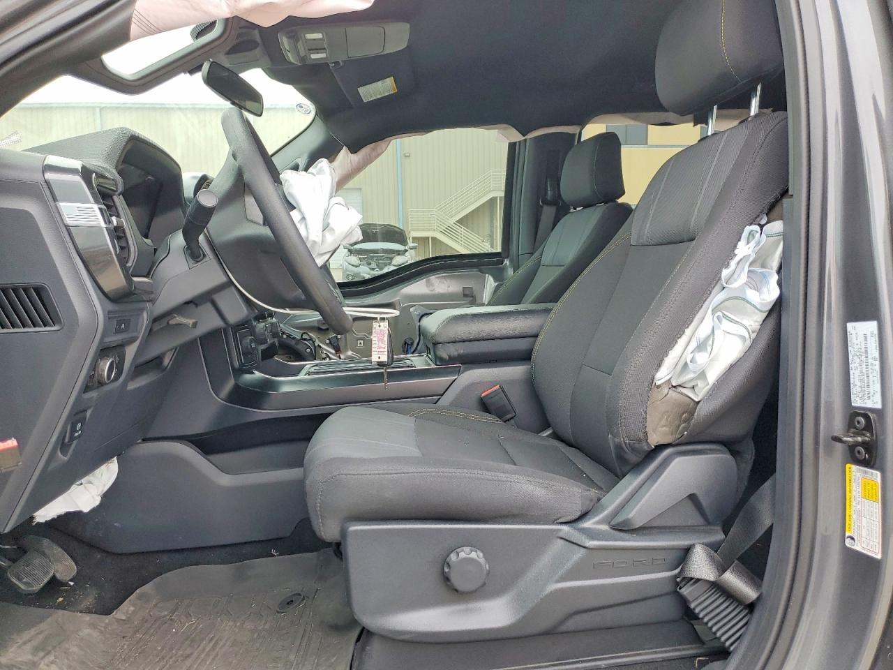 2025 Ford F150 stx