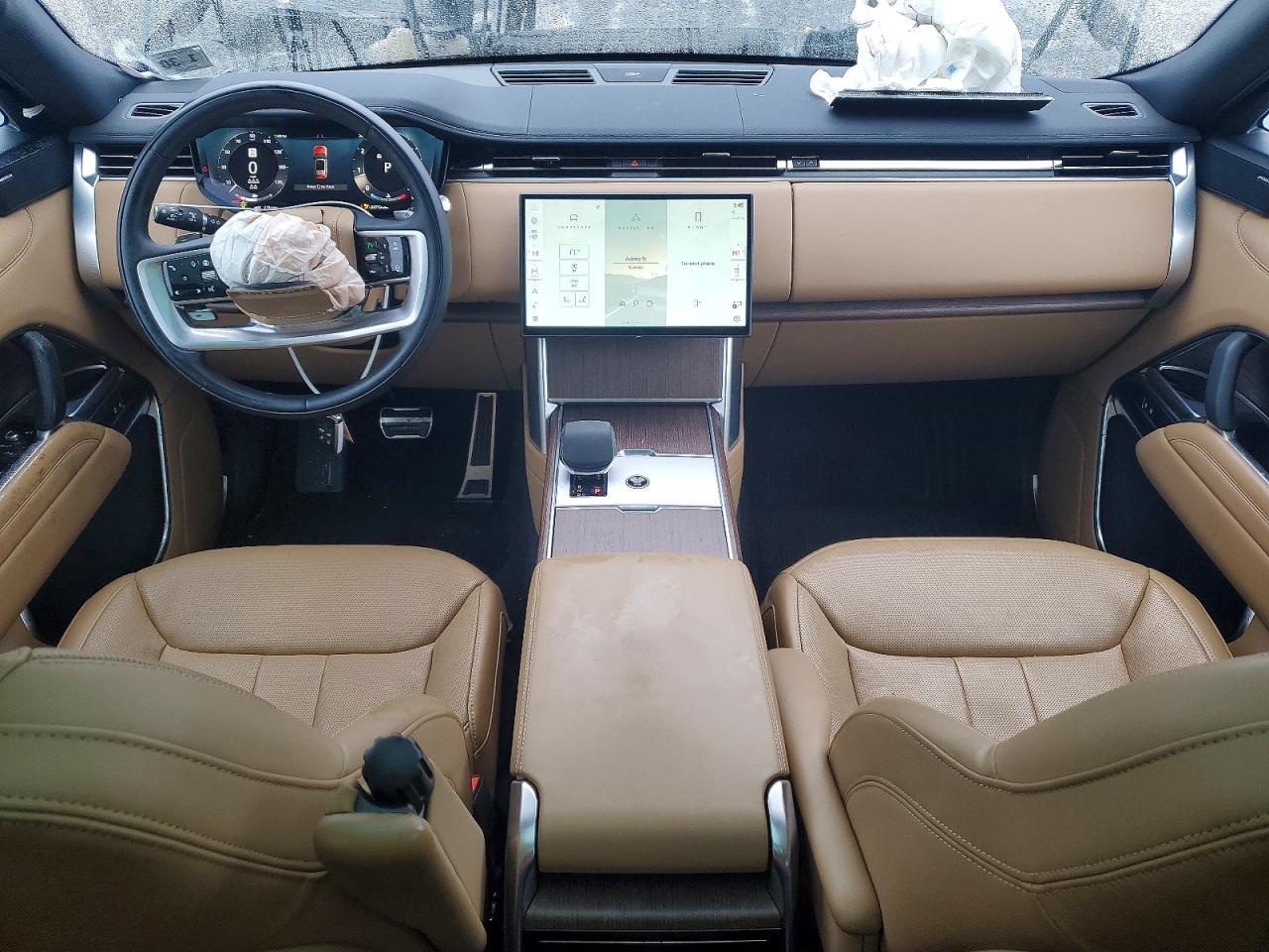 2025 Land Rover Range Rover se