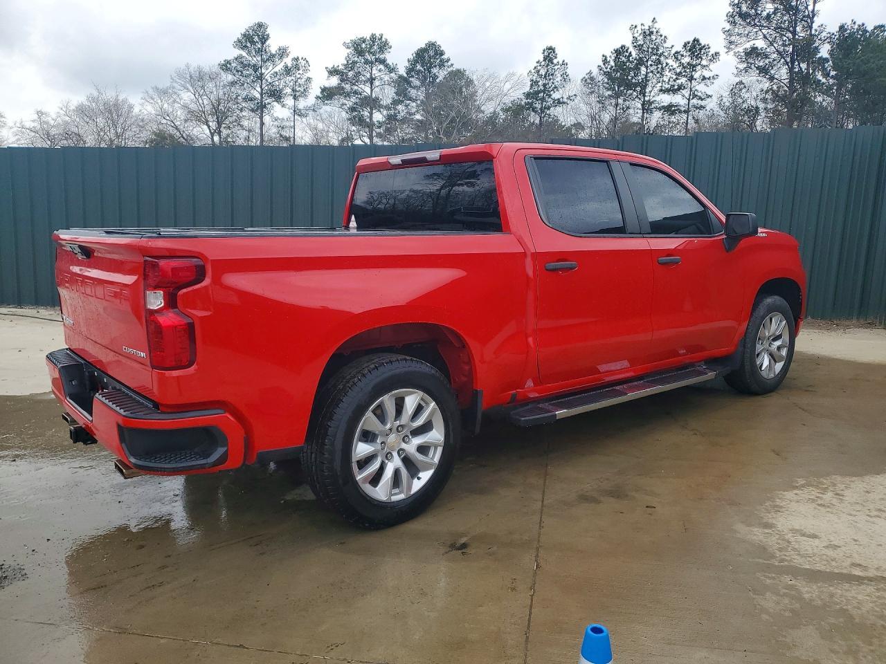 2022 Chevrolet Silverado C1500 Custom
