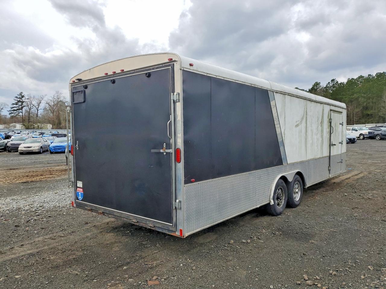 2015 Intercargo 2015 Intersate WD826TA3XLT Enclosed Cargo Trailer