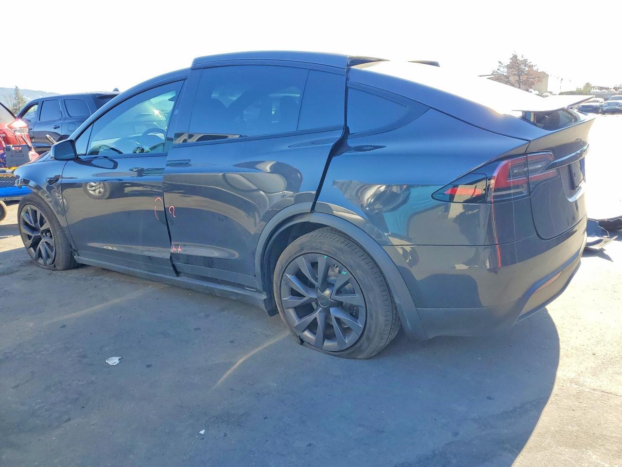 2025 Tesla Model x