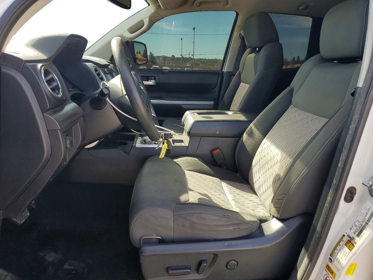 2015 Toyota Tundra SR5