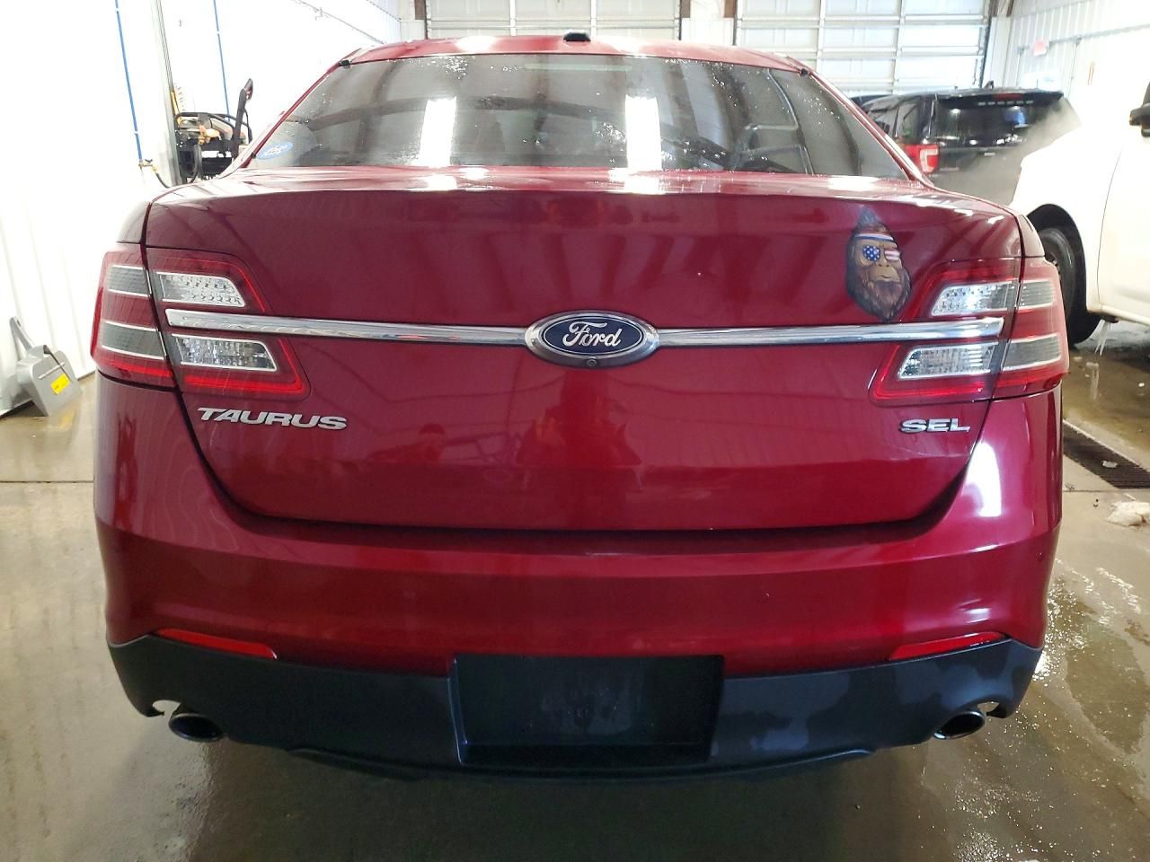 2016 Ford Taurus sel