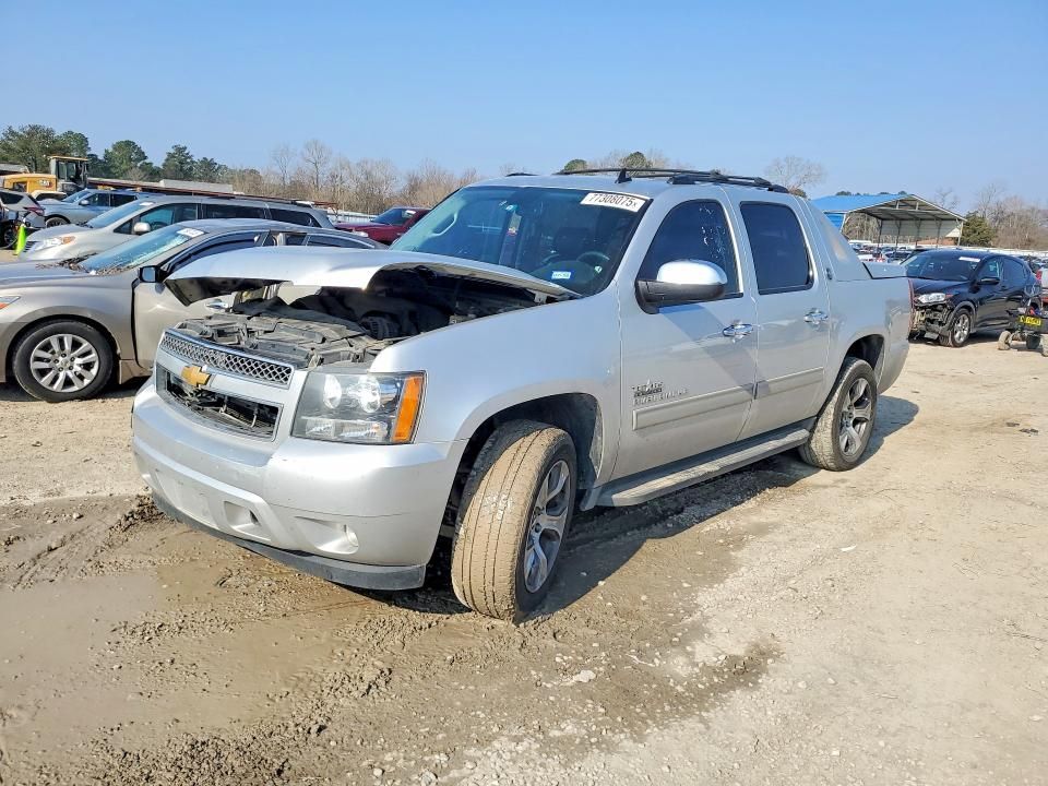 2013 Chevrolet Avalanche lt