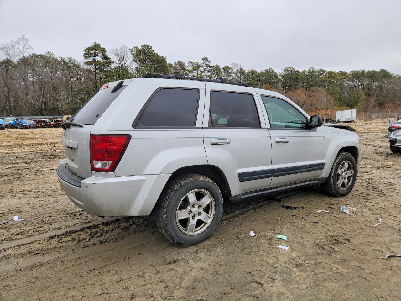 2006 Jeep Grand Cherokee Laredo