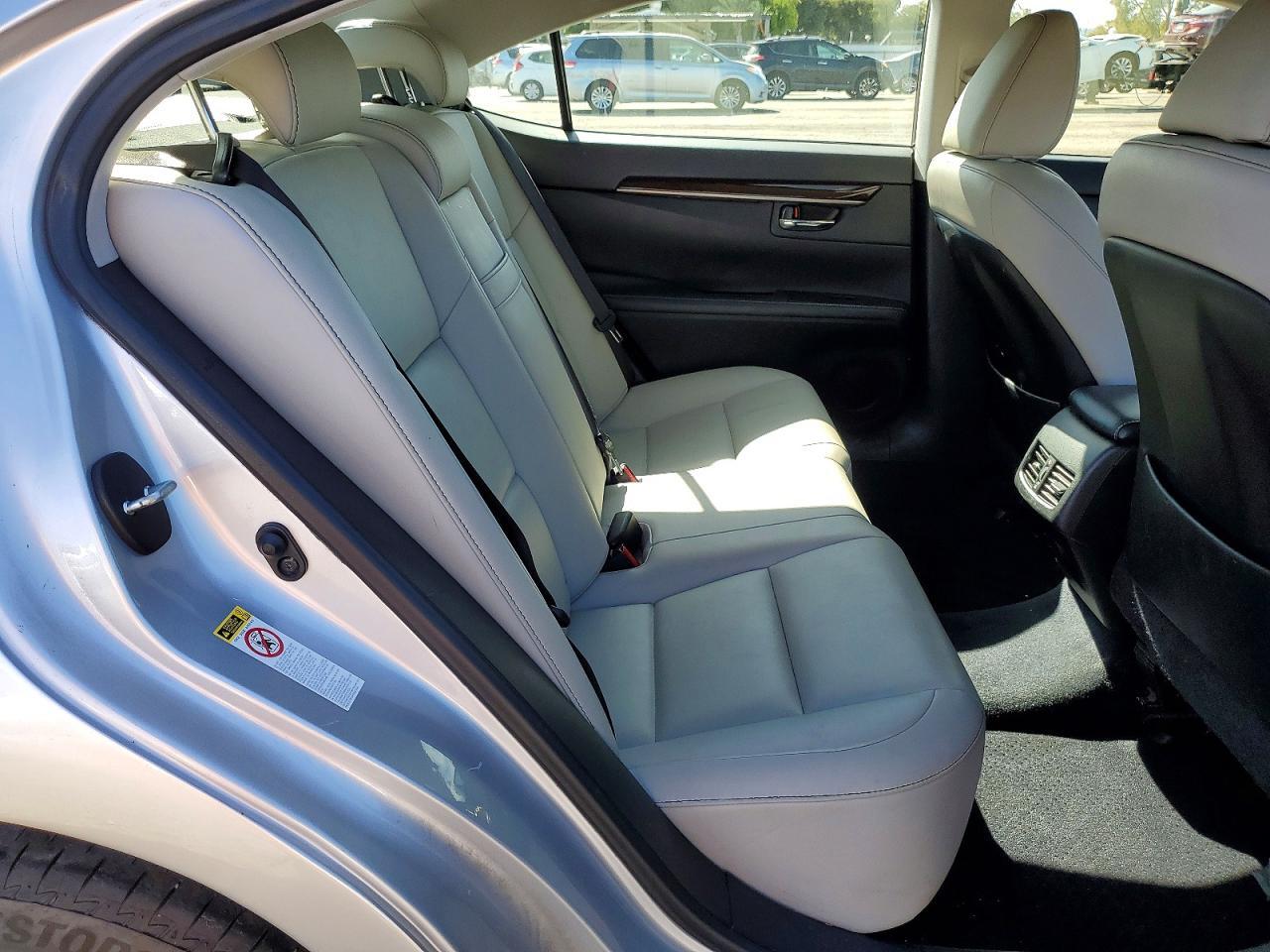 2013 Lexus Es 300 Base