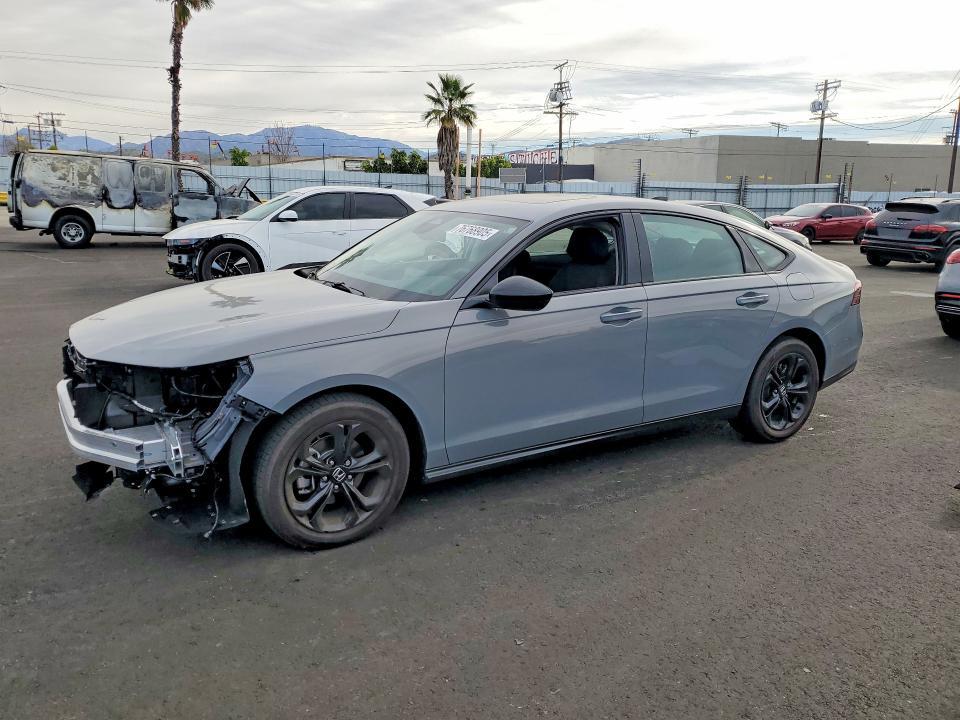 2025 Honda Accord se