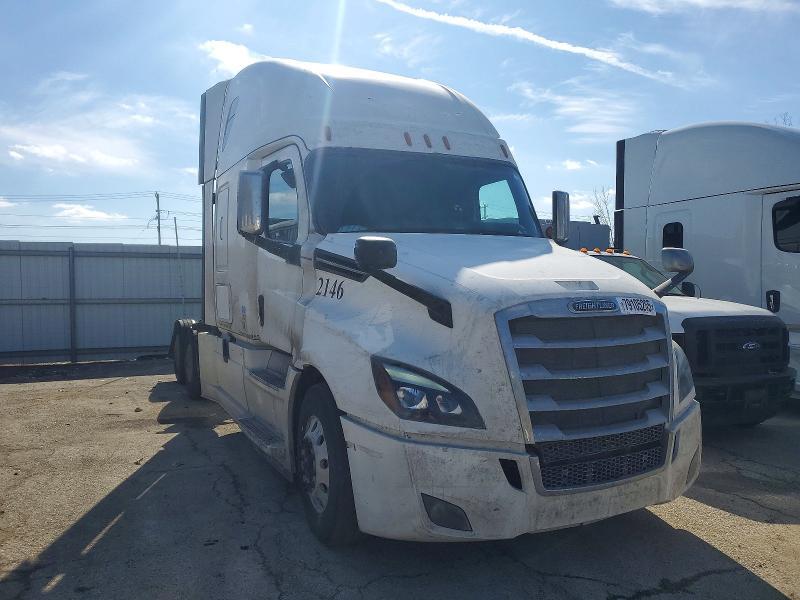 2019 Freigliner 2019 Freightliner Cascadia 126 Semi Truck