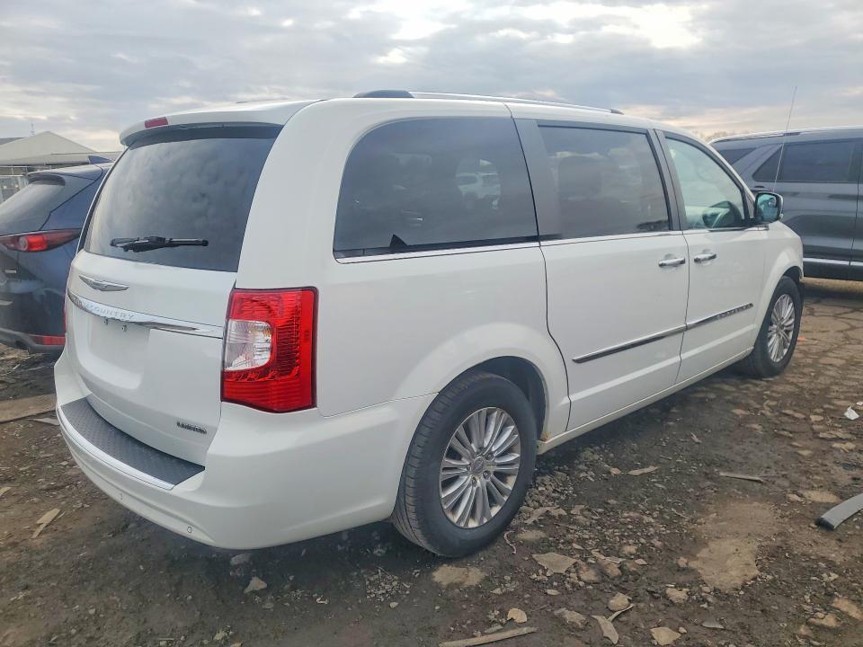 2012 Chrysler Town & Country Limited