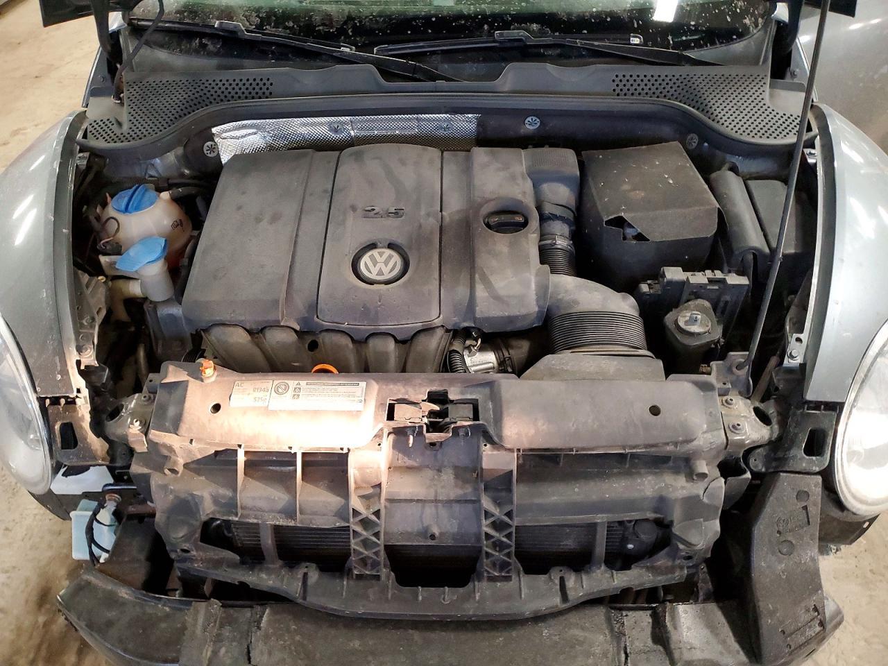 2012 Volkswagen Beetle