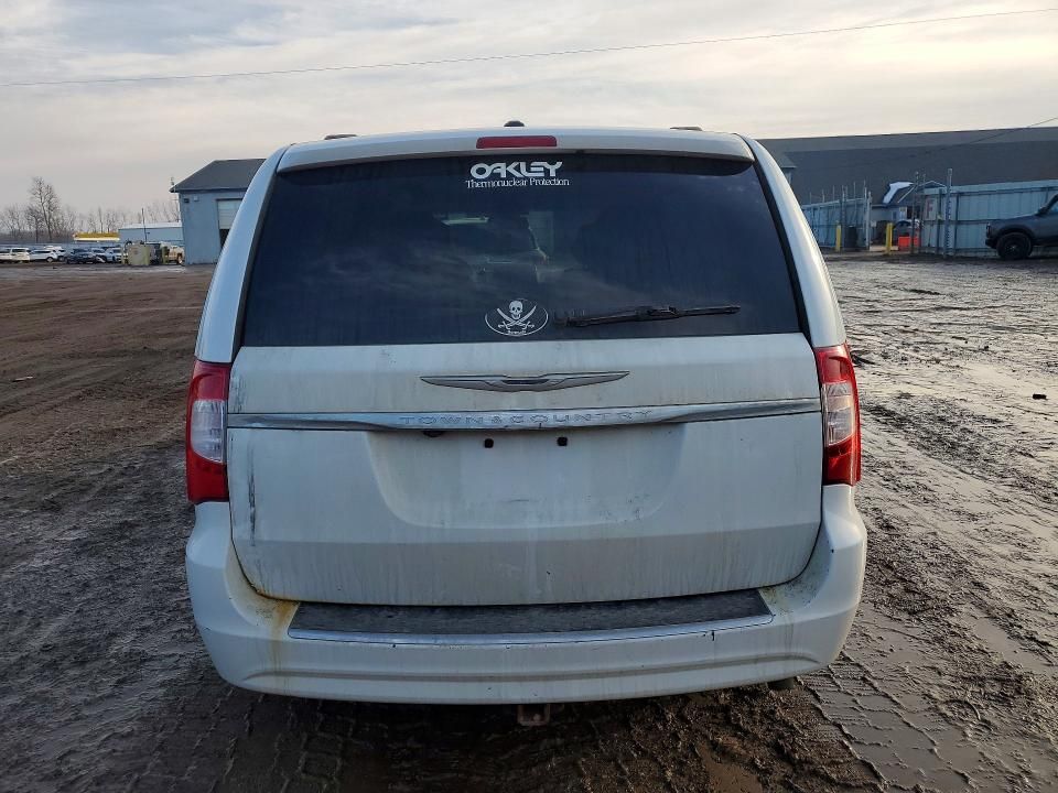 2015 Chrysler Town & Country Touring