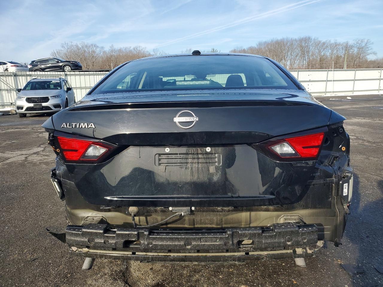 2025 Nissan Altima 2.5 sv