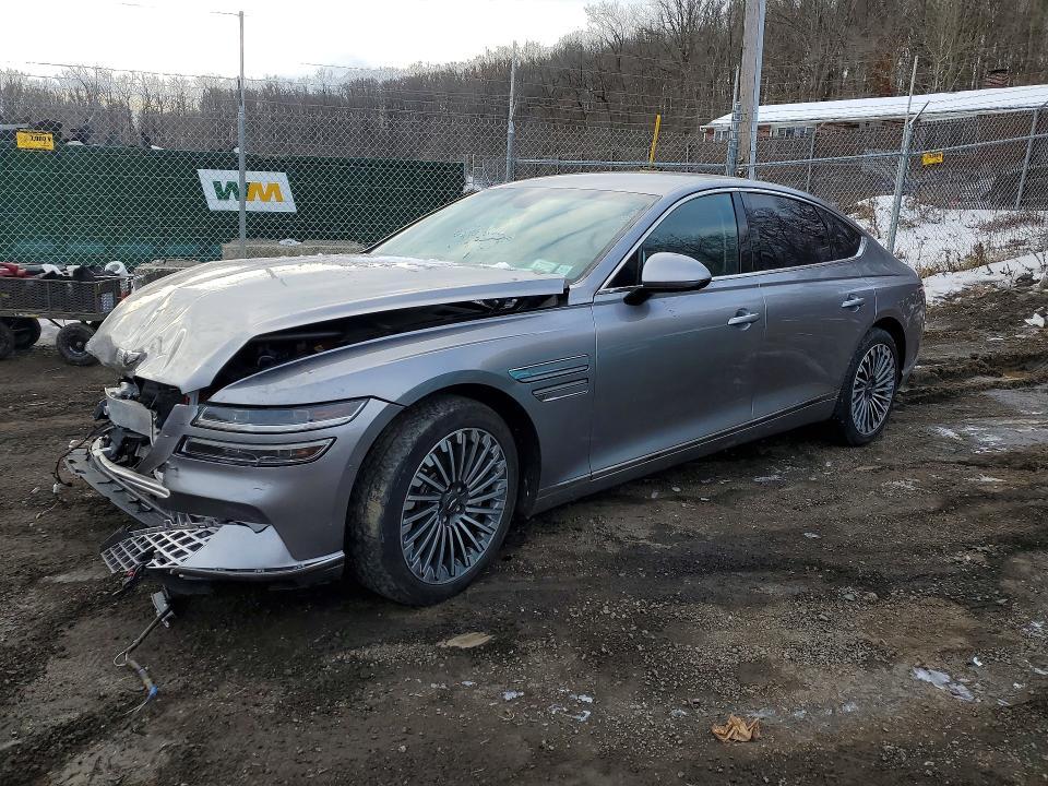 2023 Genesis G80