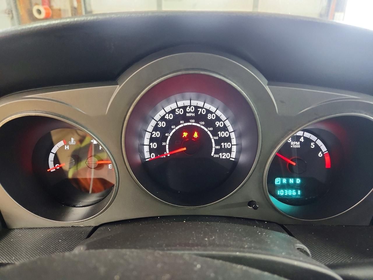 2010 Dodge Avenger r