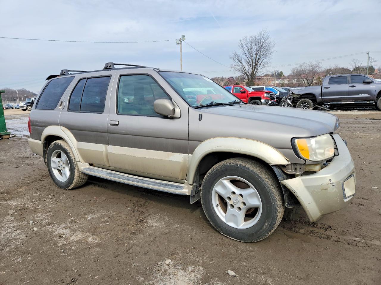 2001 Infiniti QX4 Base