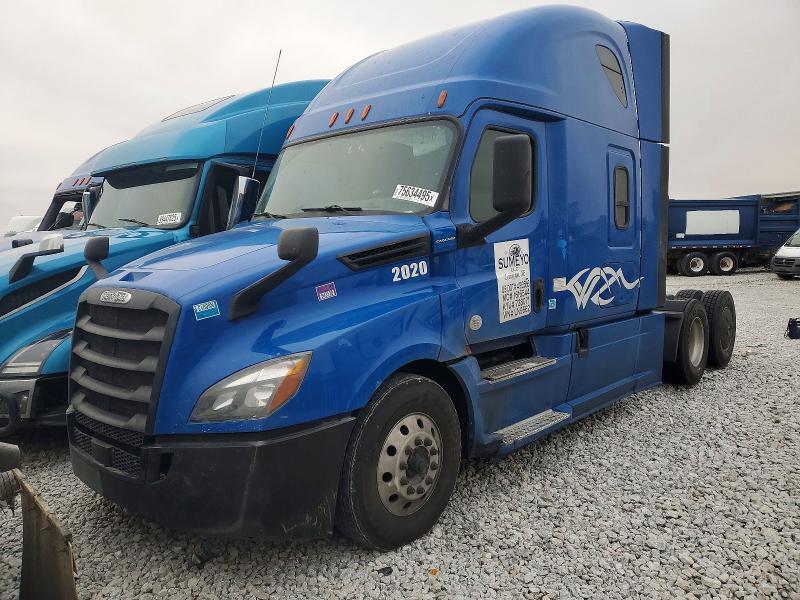 2020 Freightliner Cascadia 126 Semi Truck