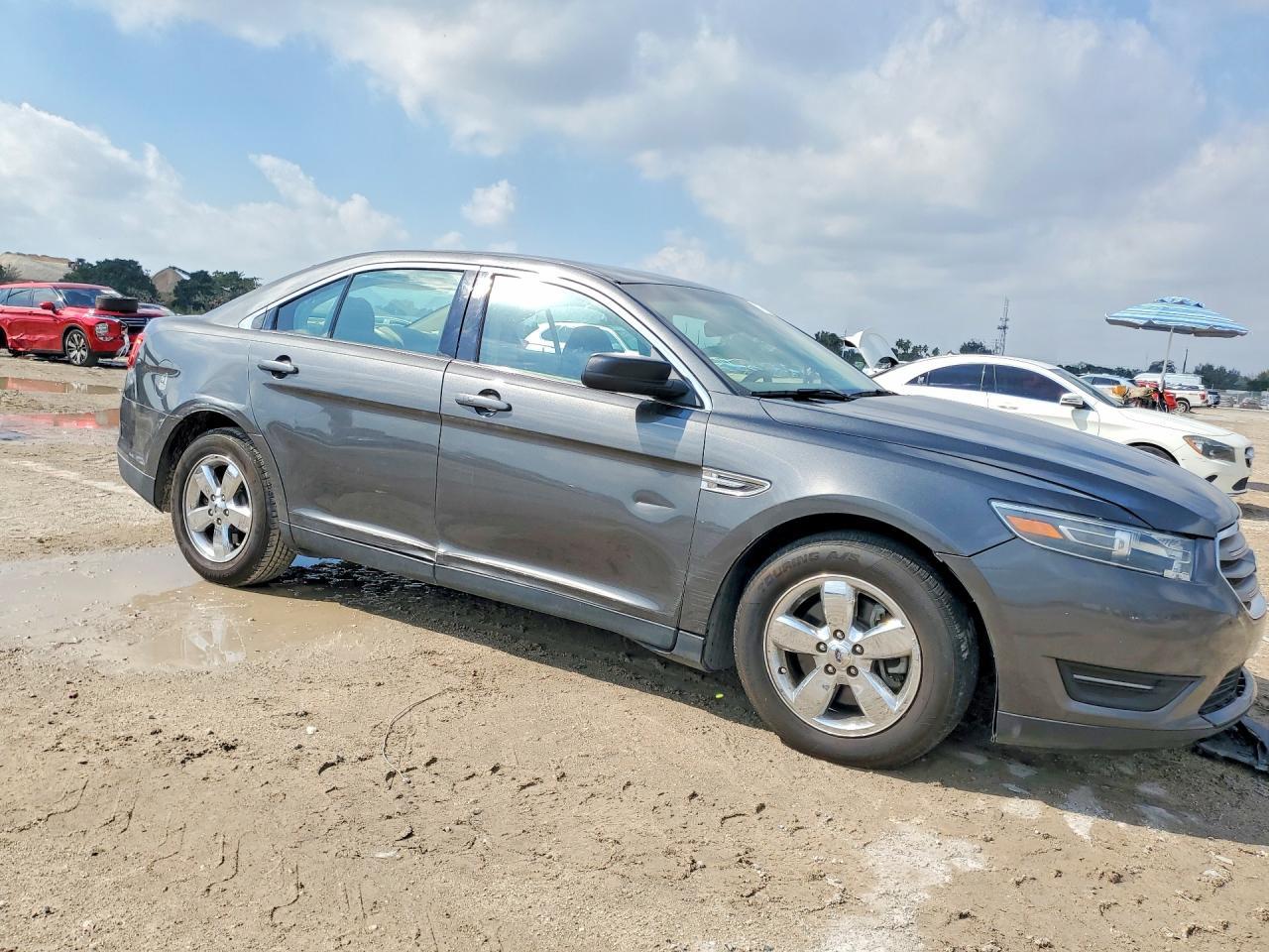 2015 Ford Taurus sel