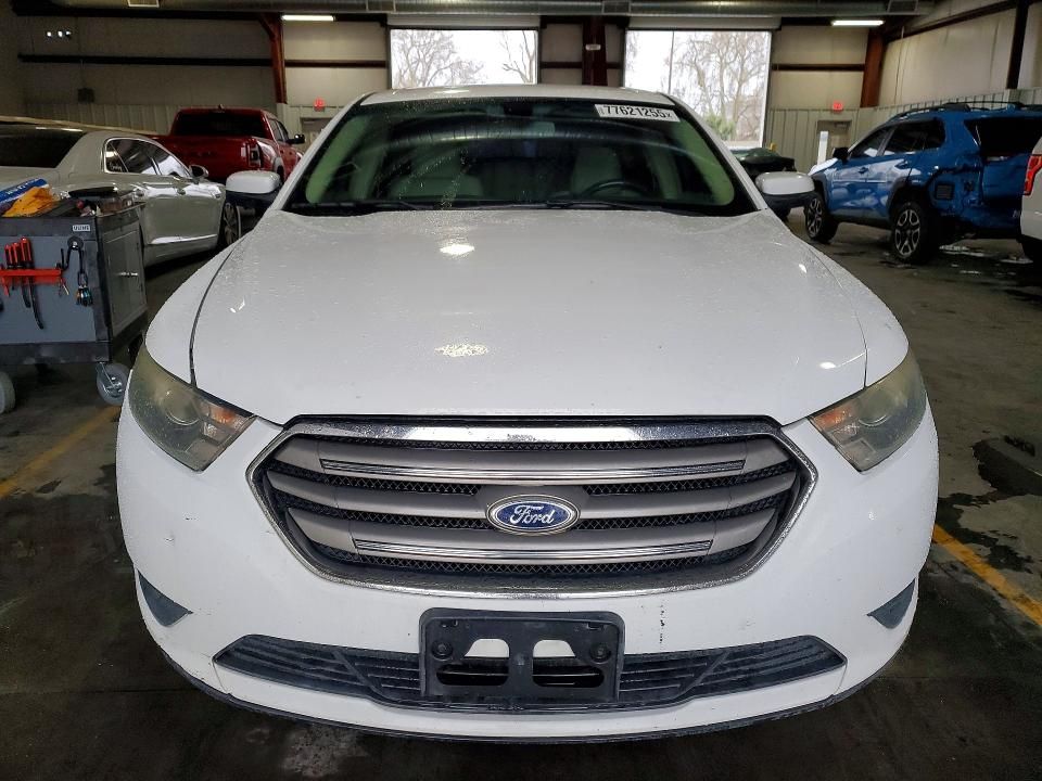 2013 Ford Taurus sel