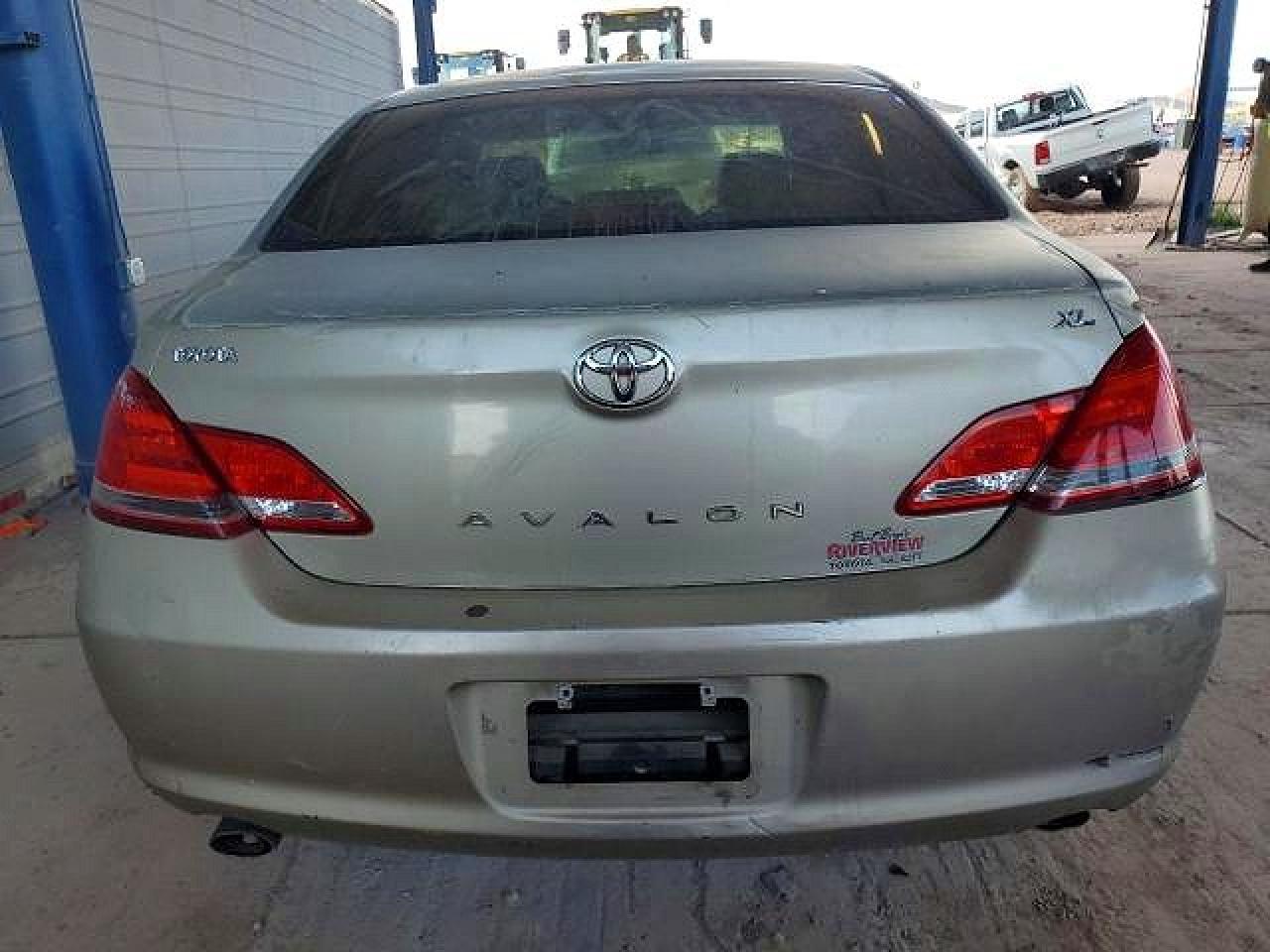 2006 Toyota Avalon xl