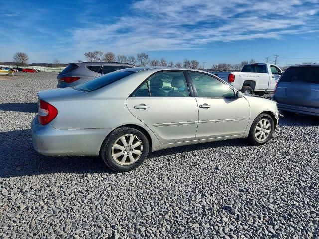 2003 Toyota Camry le