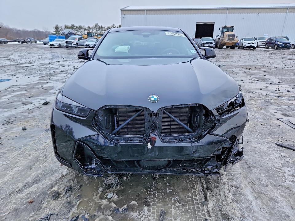 2025 BMW X6 M60i