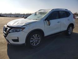 2017 Nissan Rogue sv en venta en Fresno, CA