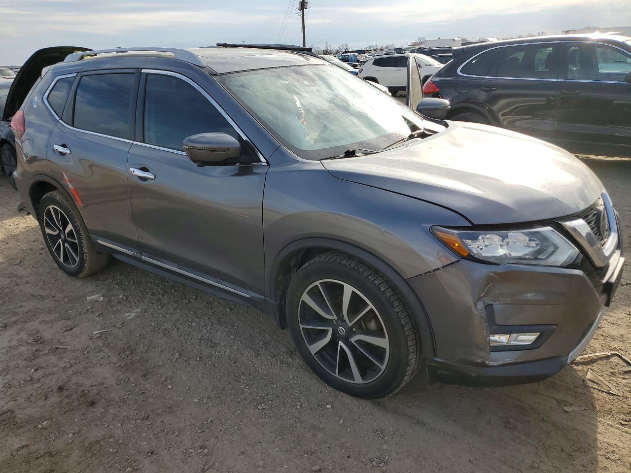 2020 Nissan Rogue s