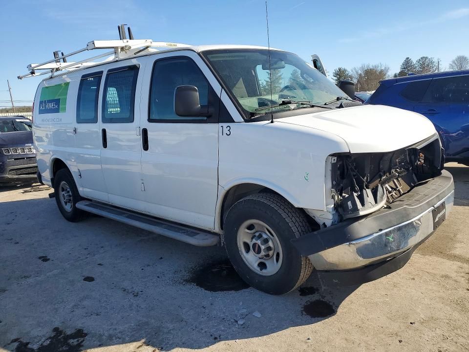 2018 GMC Savana 2500 Utility / Service van