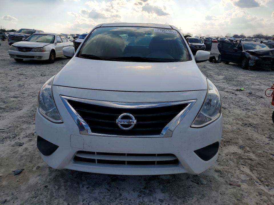 2018 Nissan Versa s