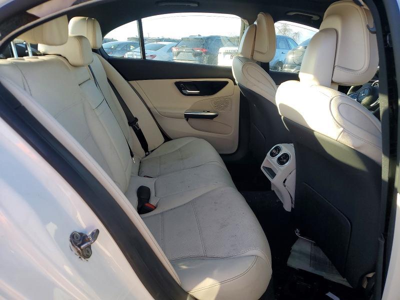 2022 Mercedes-Benz C300