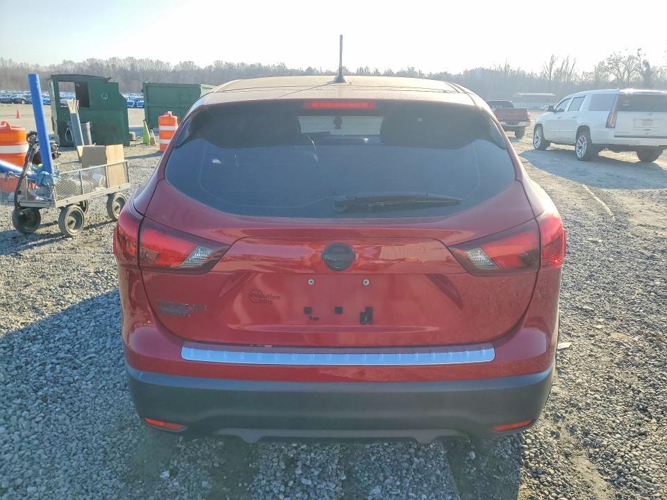 2018 Nissan Rogue Sport s