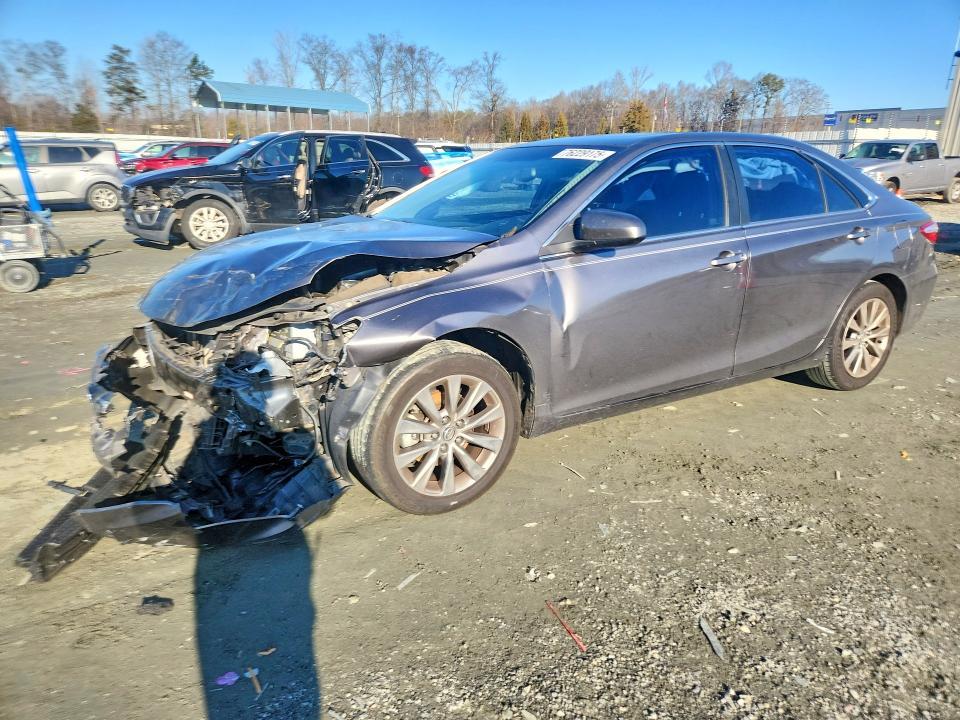 2017 Toyota Camry le