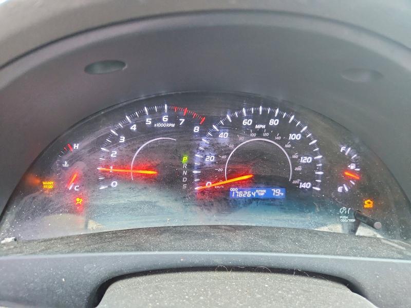 2011 Toyota Camry le