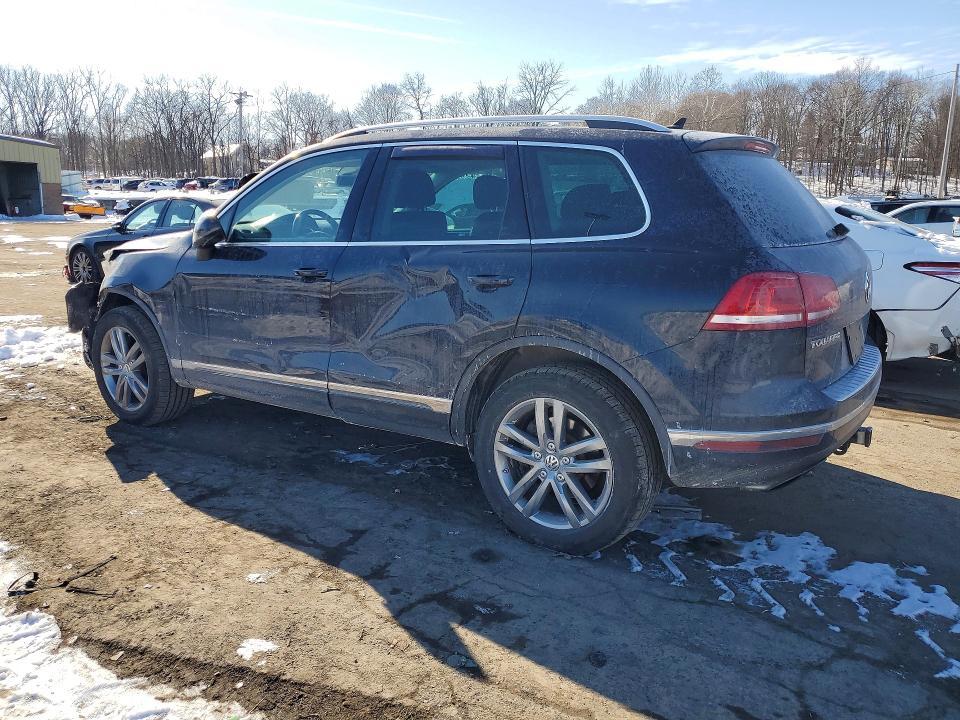 2016 Volkswagen Touareg Sport