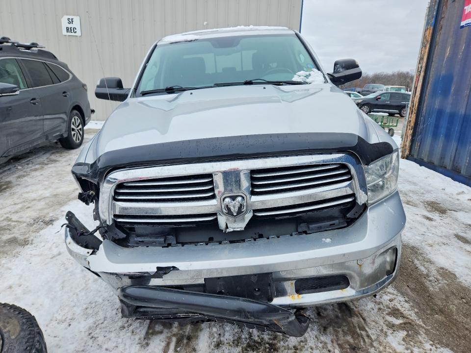 2014 Dodge Ram 1500 slt
